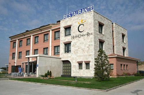 Hotel Camino Real Duenas Luaran gambar