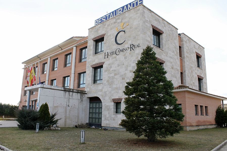 Hotel Camino Real Duenas Luaran gambar